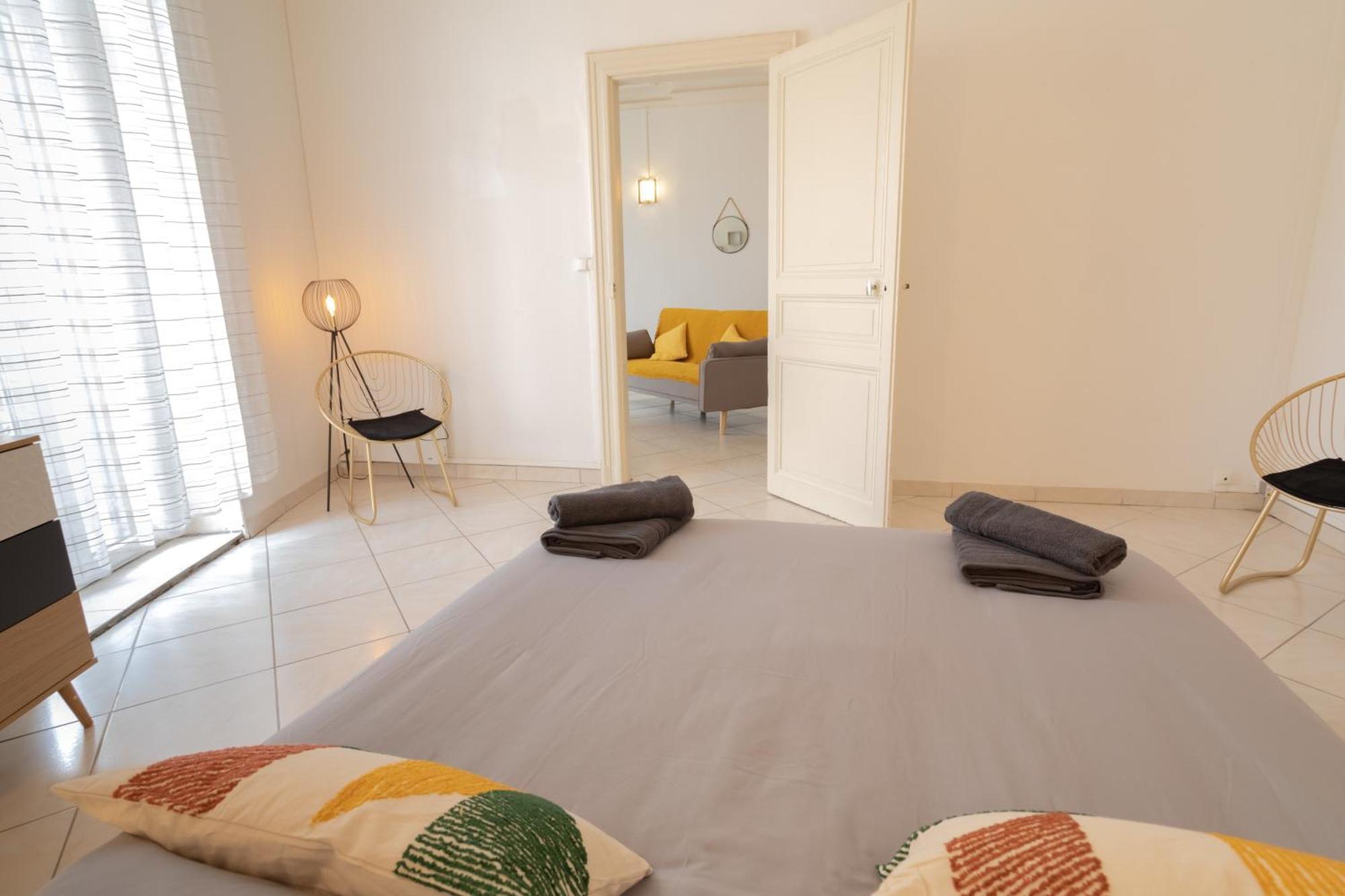 Le Albert 1Er Beziers Appartements Tout Equipes Bagian luar foto