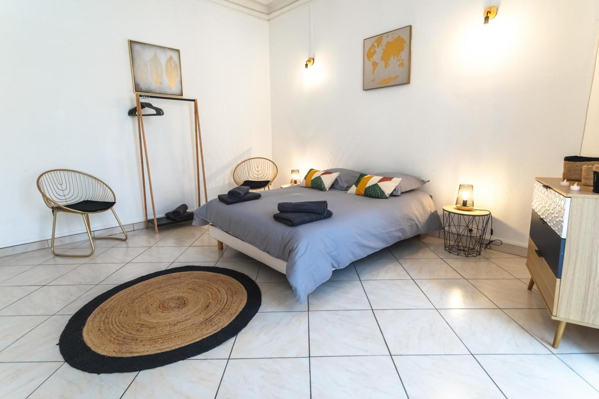 Le Albert 1Er Beziers Appartements Tout Equipes Bagian luar foto