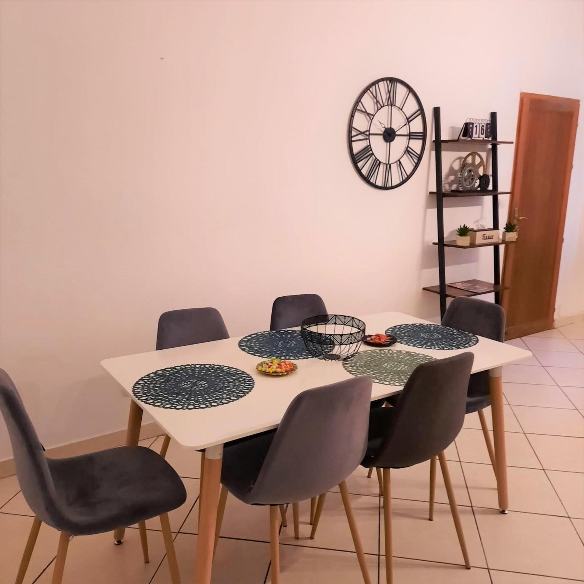 Le Albert 1Er Beziers Appartements Tout Equipes Bagian luar foto