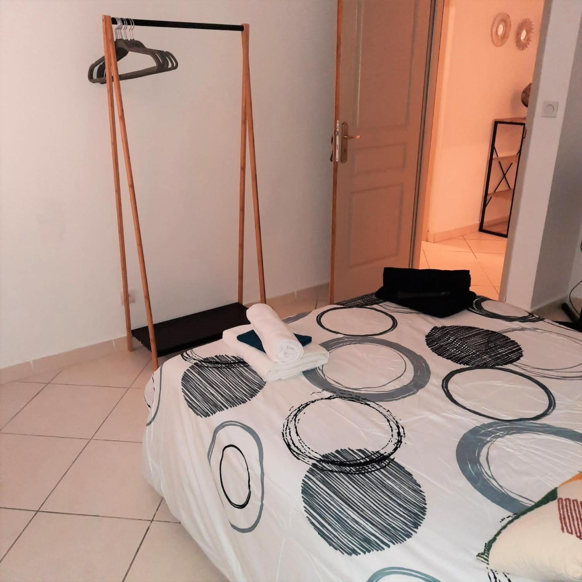 Le Albert 1Er Beziers Appartements Tout Equipes Bagian luar foto